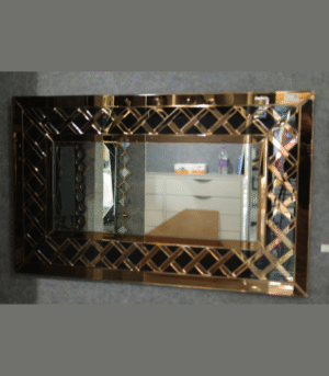Mirrors That Maximize Light in Compact Rooms